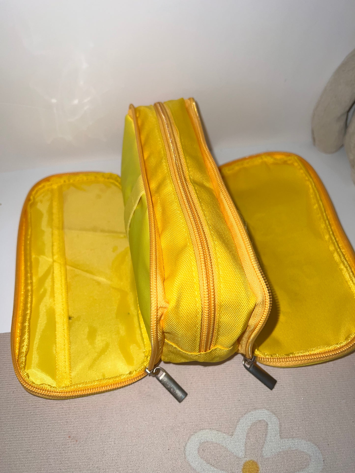Estuche escolar 3 compartimentos