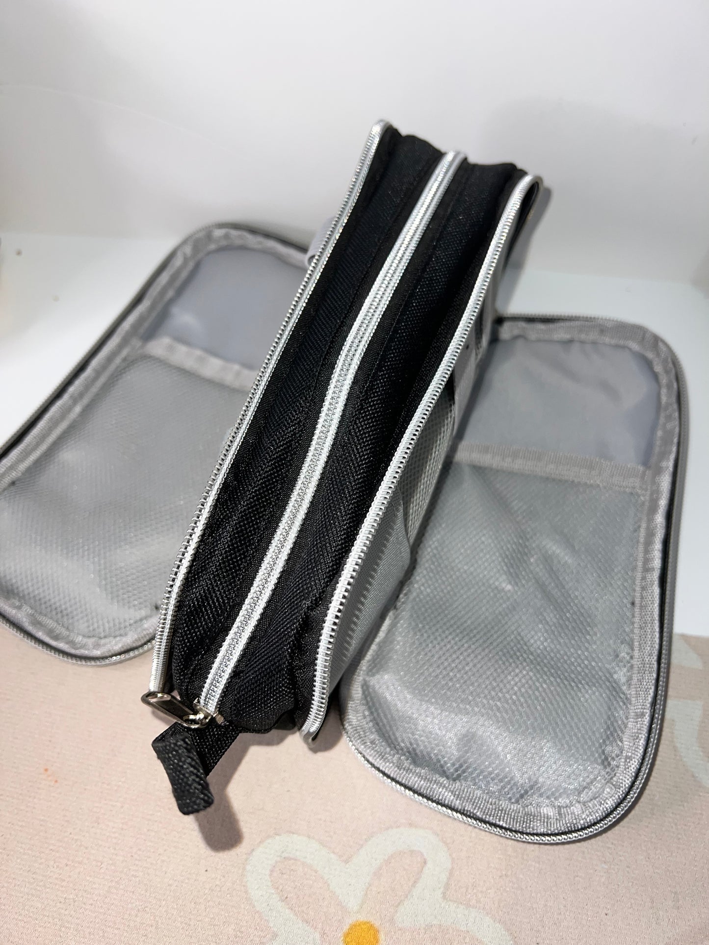 Estuche escolar 3 compartimentos
